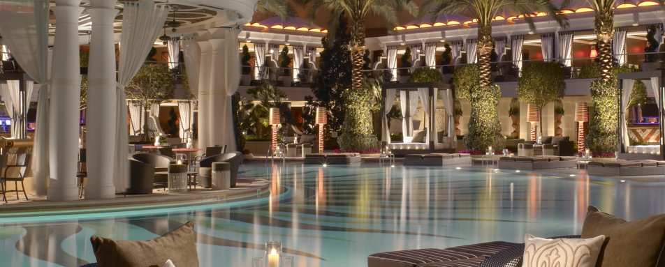 European Pool at Night - Encore at Wynn 