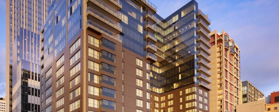 Exterior Corner - Four Seasons Seattle