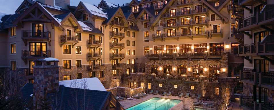 Outdoor pool - Four Seasons Vail