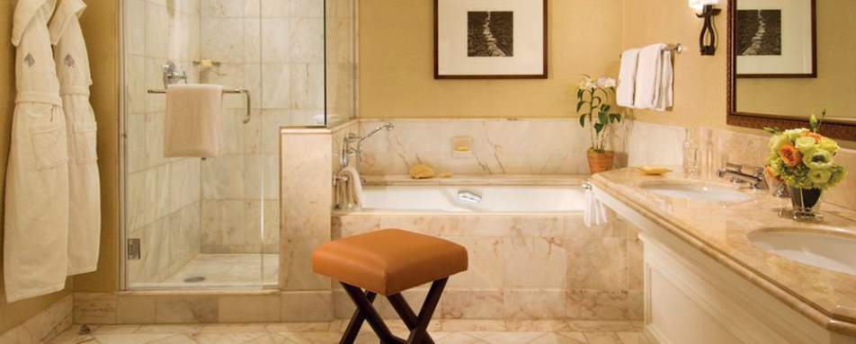 Bathroom - Four Seasons Maui