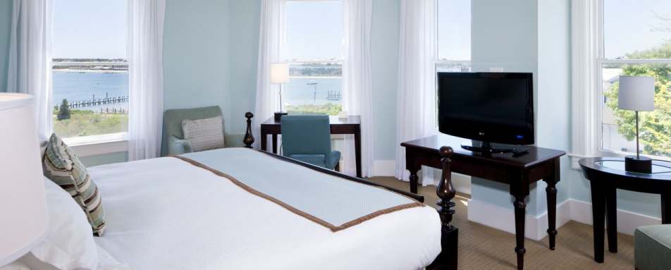 Guest Room - Harbor View