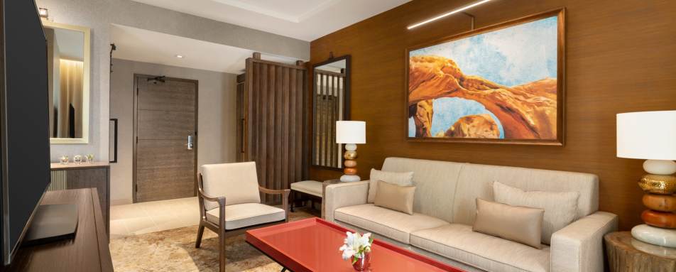 Suite Lounge Area - Hoodoo Moab 