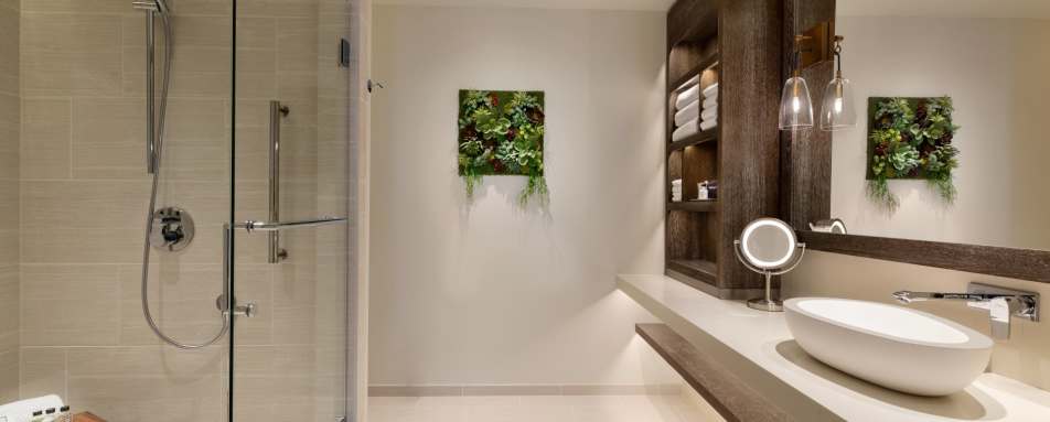 Guest Bathroom - Hoodoo Moab 