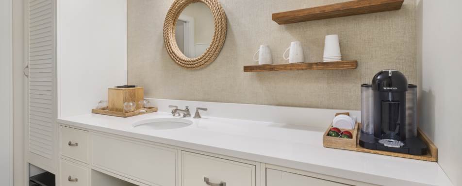 Wet Bar - Jekyll Ocean Club