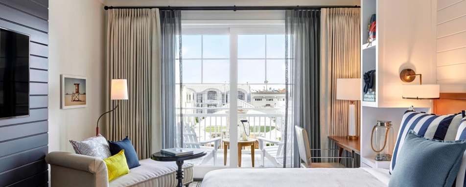 King Guest Room - Balcony 