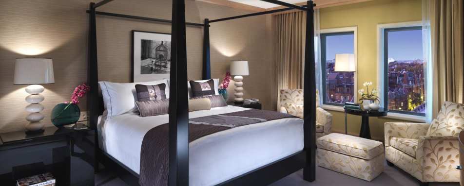 Guest Room - Mandarin Oriental Boston