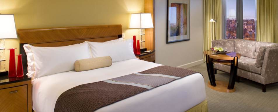 Guest Room - Mandarin Oriental Boston