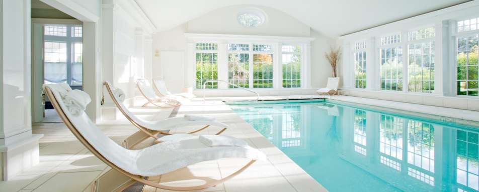 Indoor pool - The Mayflower Grace