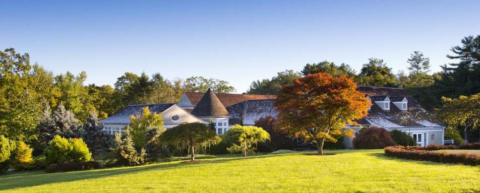 The grounds - The Mayflower Grace