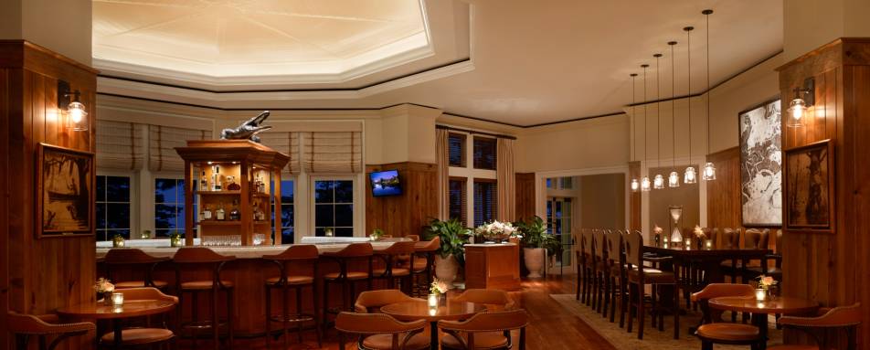 Octagon Bar - Montage Palmetto Bluff