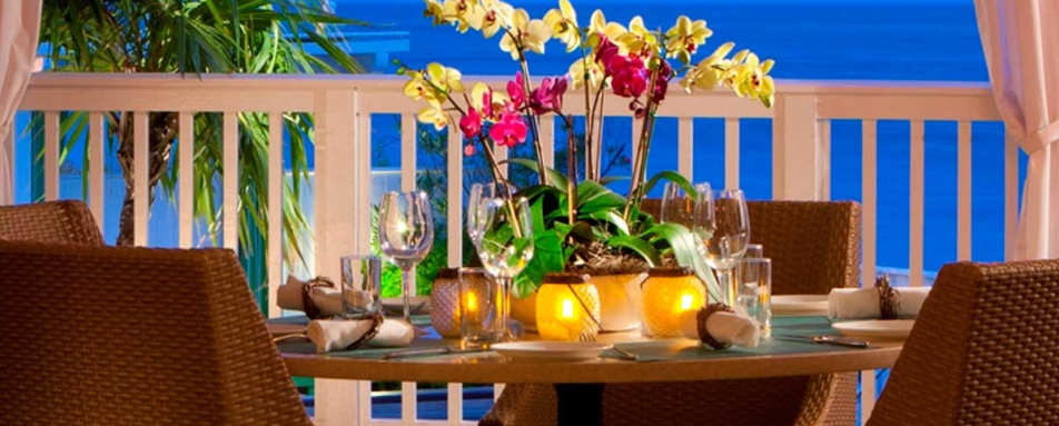 balcony-dining- 