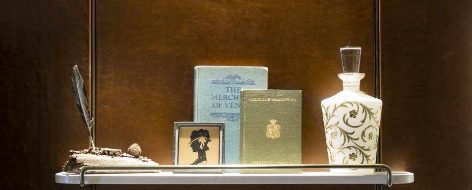 Guestroom Detail - Perry Lane Hotel