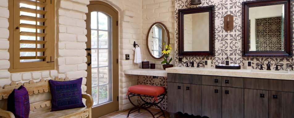 Haciendo Bathroom - Rancho Valencia
