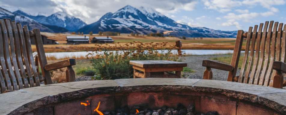 Firepit Views - Sage Lodge 
