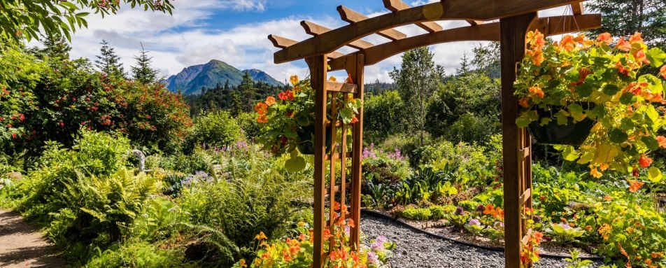 Stillpoint Lodge garden gate 