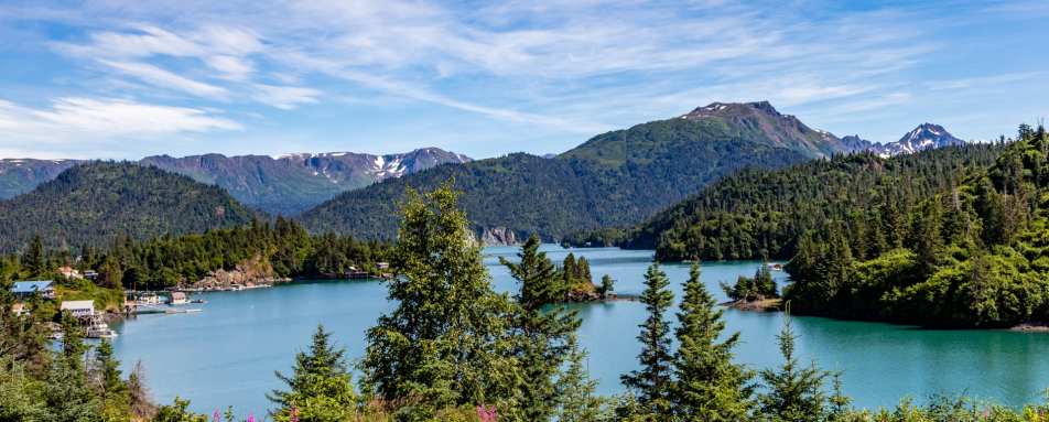 Stillpoint Lodge mountain view 