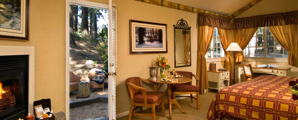 Cottage interior - Tenaya Lodge