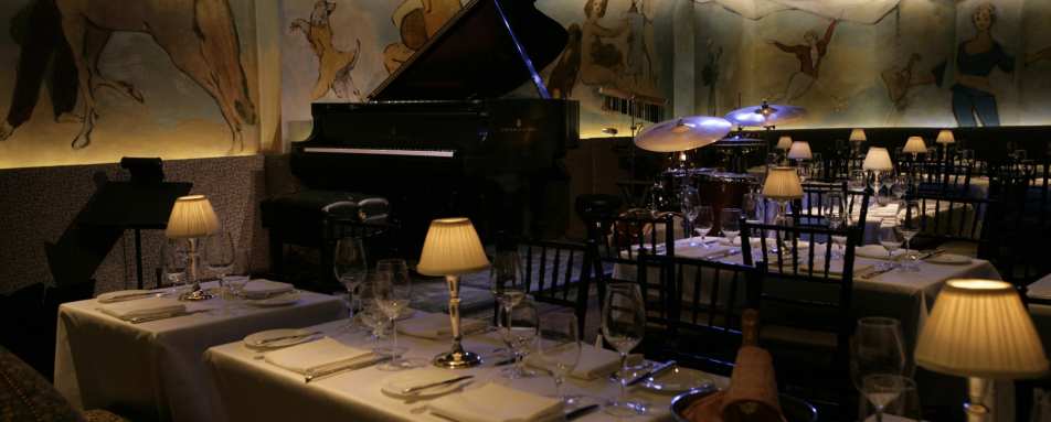 Cafe Carlyle - The Carlyle, A Rosewood Hotel