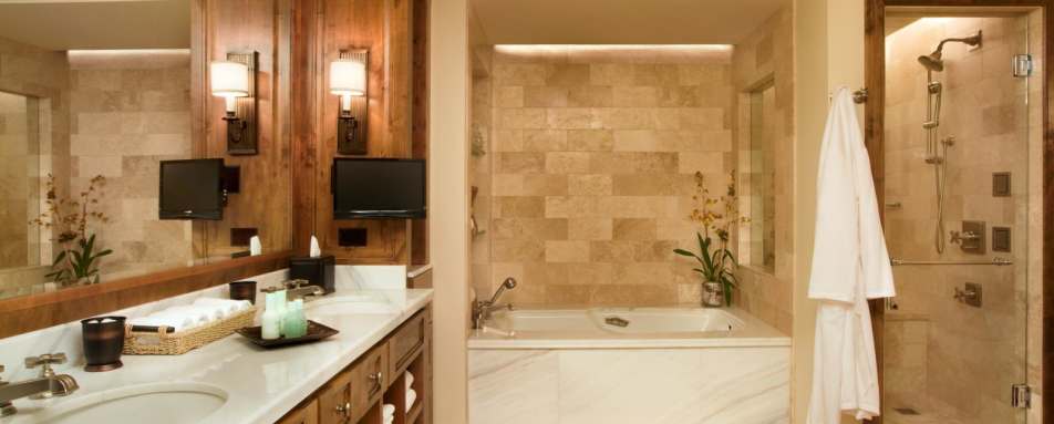 Residence bathroom - The Little Nell 