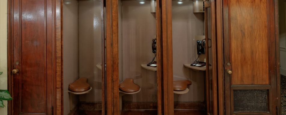 Historic Phone Booths - The Peabody Memphis 