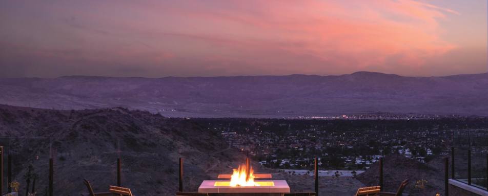 Fire pit on the balcony - The Ritz Carlton Rancho Mirage 