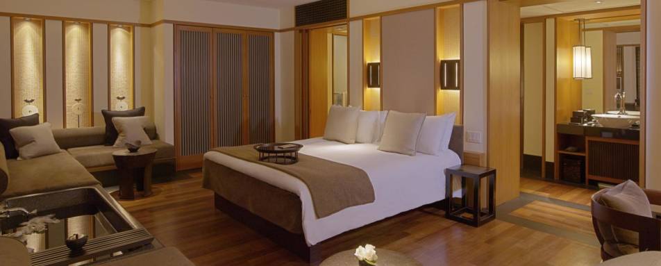 Art Deco Suite - The Setai South Beach