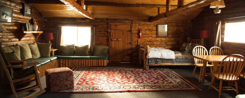 Trapper Interior - Winterlake Lodge
