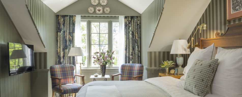 Laurence Rockefeller Study - Woodstock Inn