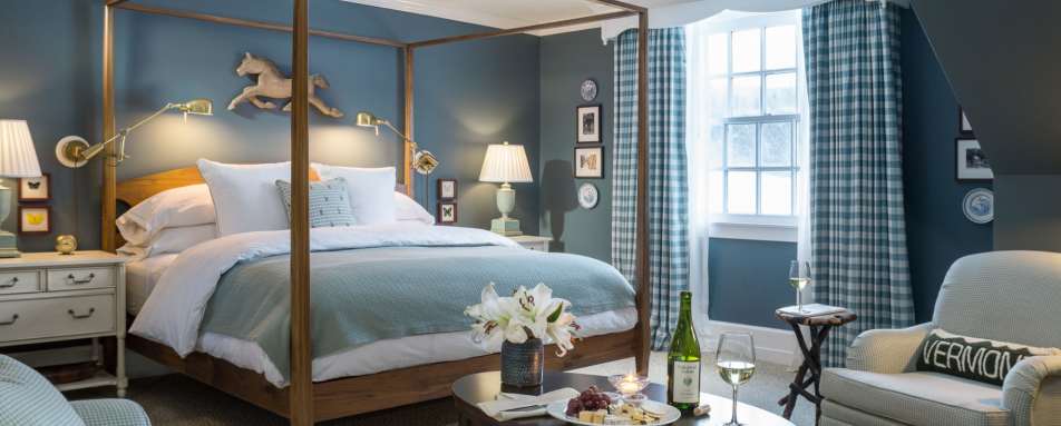 Covered Bridge Room - Woodstock Inn 