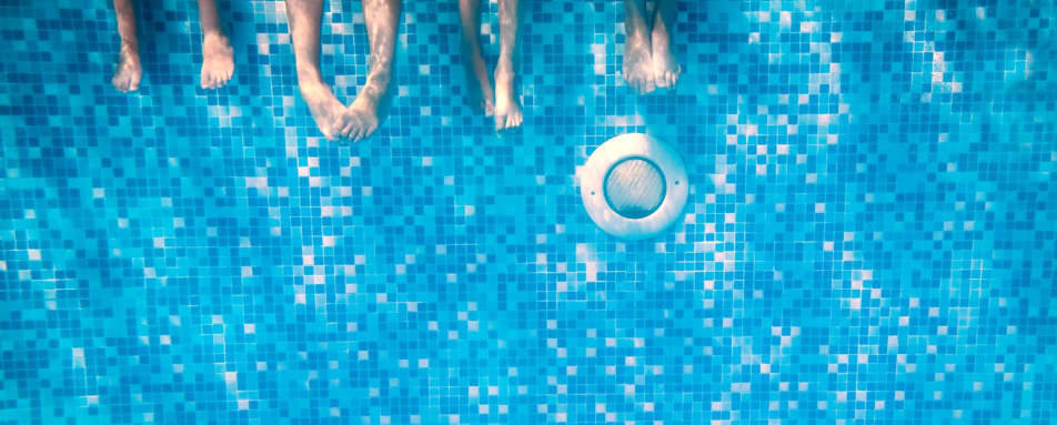 Pool play at White Elephant - Simply New England Summer Holiday 