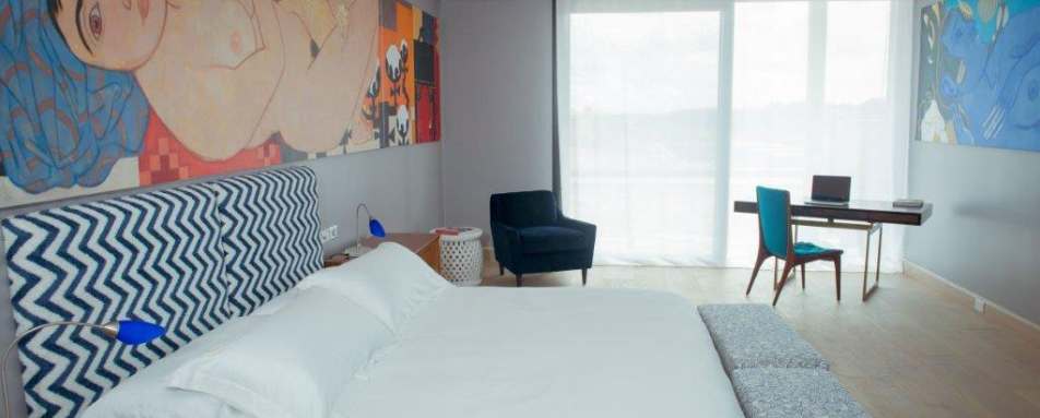 Bahia Vik artwork in the rooms - Bahia Vik