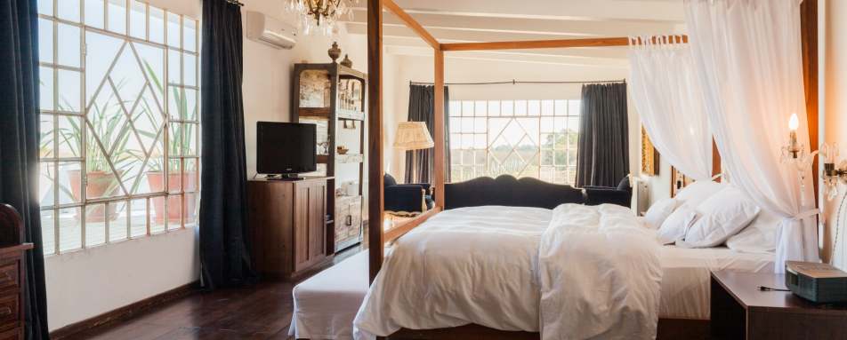 Tannat guestroom - Finca Narbona