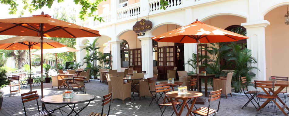 Outdoor dining - Anantara Hoi An