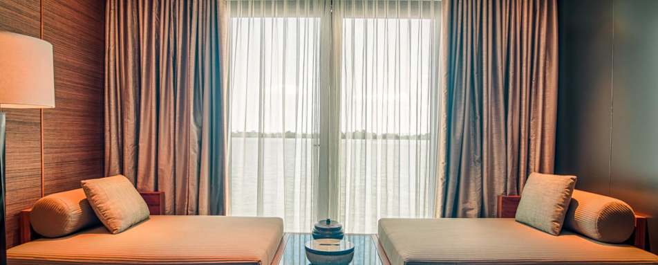 Cabin's Window - Aqua Mekong