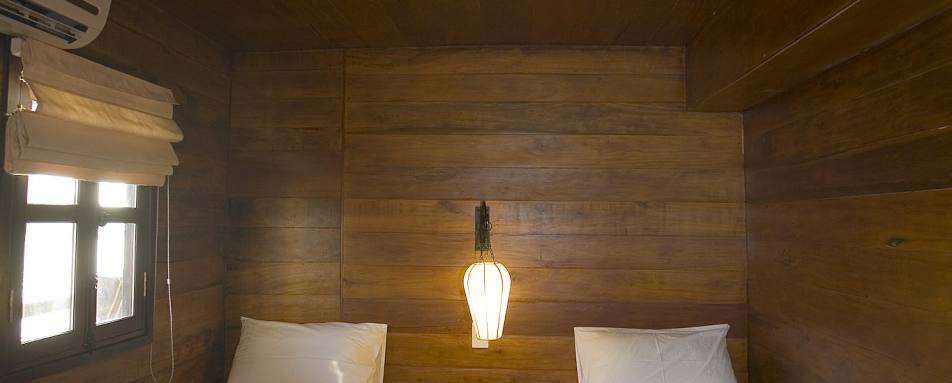 Cabin on board - Bassac Boat 