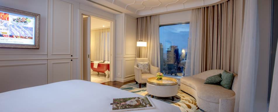 Executive Studio Suite - Hotel Des Arts Saigon