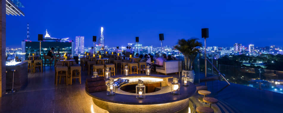 Rooftop Bar in Vietnam - Hotel Des Arts Saigon