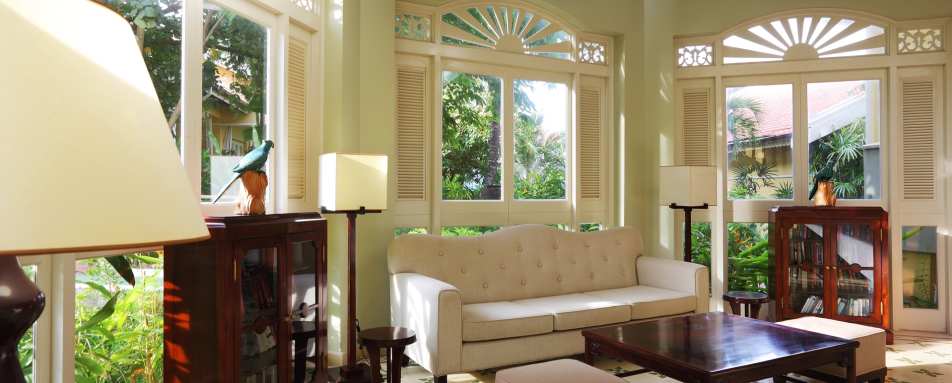 Library - La Veranda