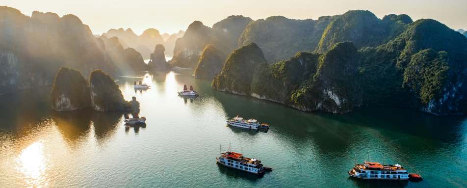Halong Bay 