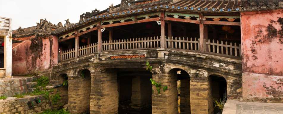 Japanese Bridge Hoi An - Culture and Beach in Vietnam