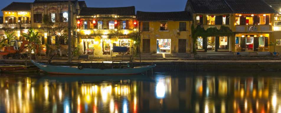 Hoi An at night - Culture and Beach in Vietnam
