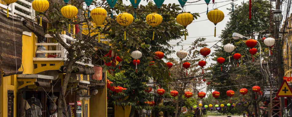 Hoi An - Culture and Beach in Vietnam