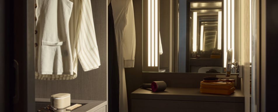 Ocean Terrace Suite Wardrobe 