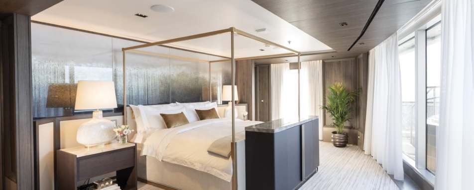 Regent Suite Master Bedroom 