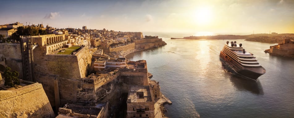 Yacht and Harbour View 