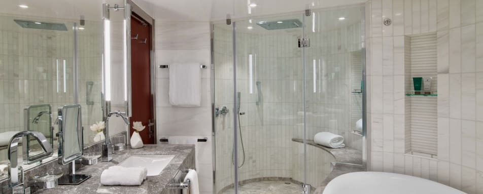 Wintergarden Bathroom 