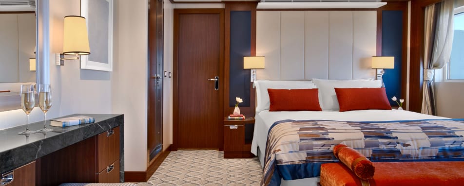 Signature Suite Bedroom 