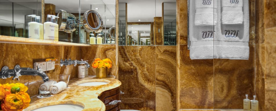 GrandSuite400-Bathroom 