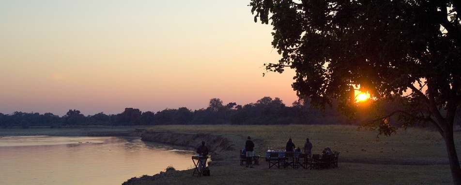 Bush Dining - Robin Pope Luangwa Bush Camping
