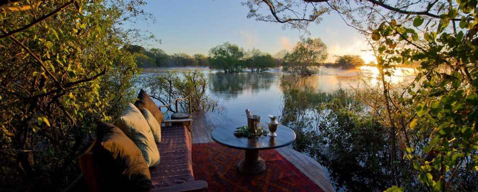 Sunrise views - Sindabezi Island 